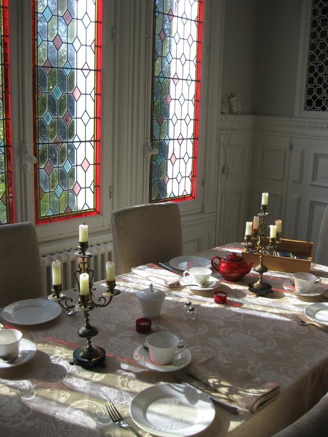 Chateau De Launay Méry-Corbon Kültér fotó