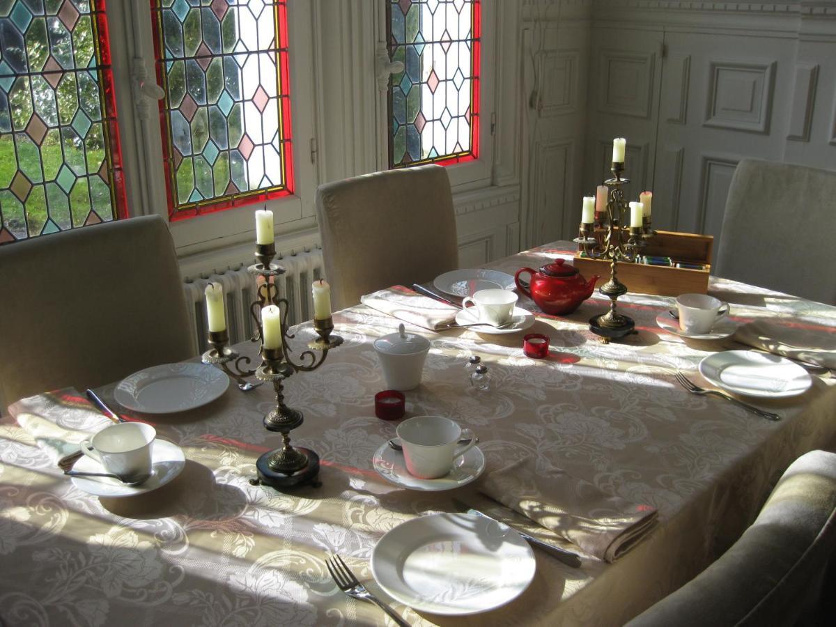 Chateau De Launay Méry-Corbon Kültér fotó